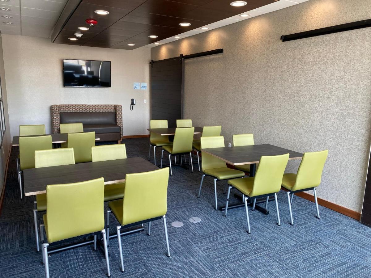Holiday Inn Express & Suites - Michigan City By Ihg Exteriér fotografie