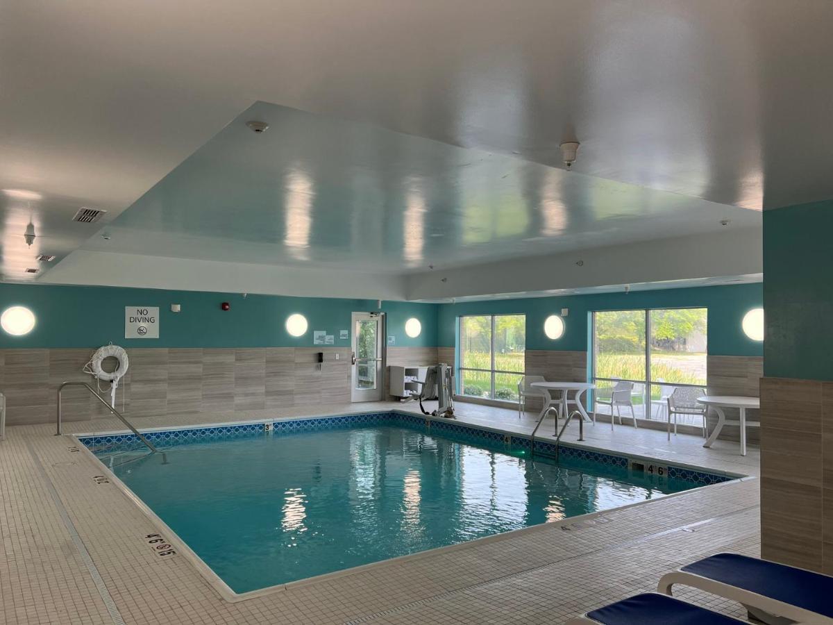 Holiday Inn Express & Suites - Michigan City By Ihg Exteriér fotografie