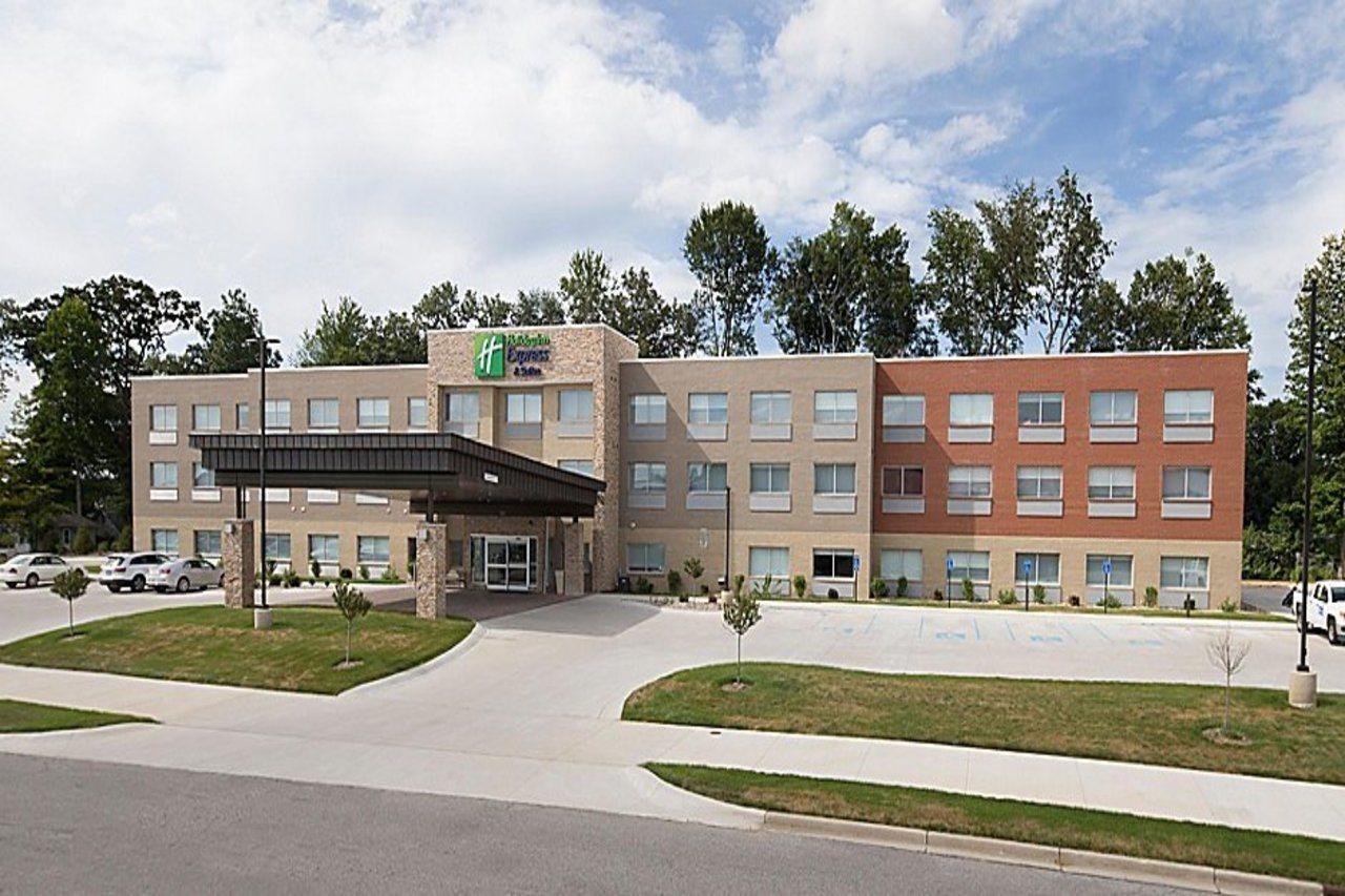 Holiday Inn Express & Suites - Michigan City By Ihg Exteriér fotografie