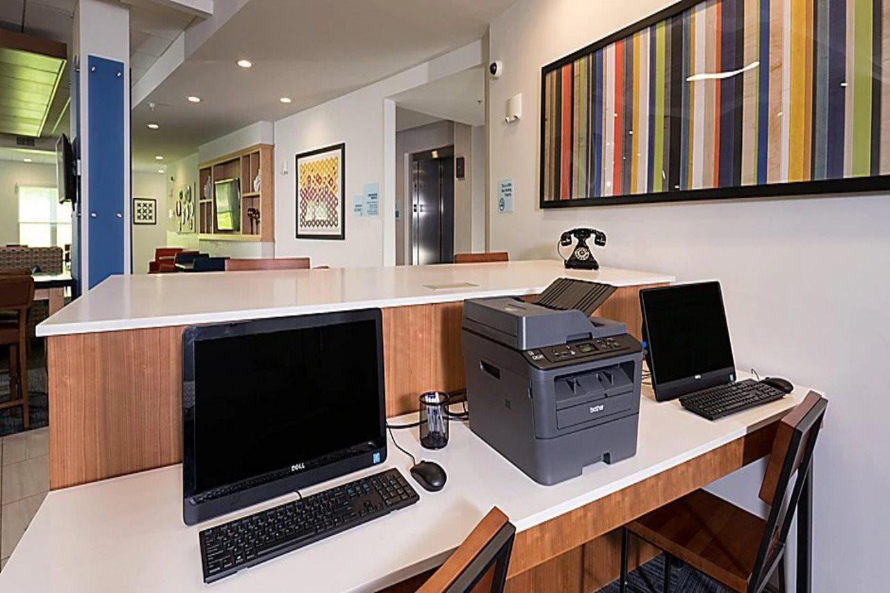 Holiday Inn Express & Suites - Michigan City By Ihg Exteriér fotografie